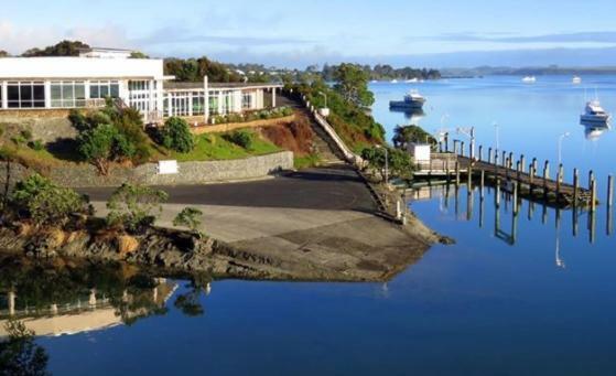 The Camel At Araiawa Raio Lodge Pukenui Exterior photo