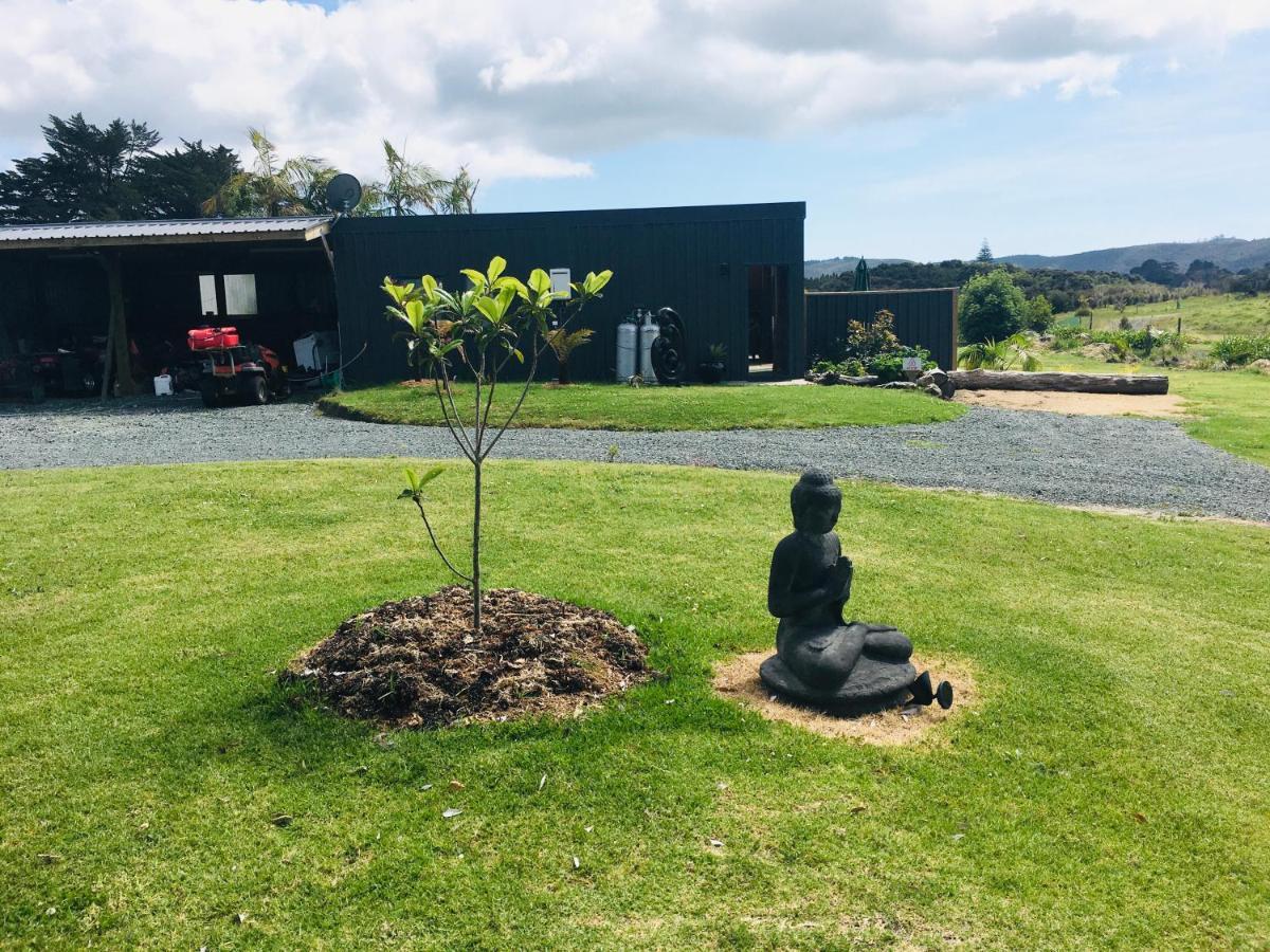 The Camel At Araiawa Raio Lodge Pukenui Exterior photo